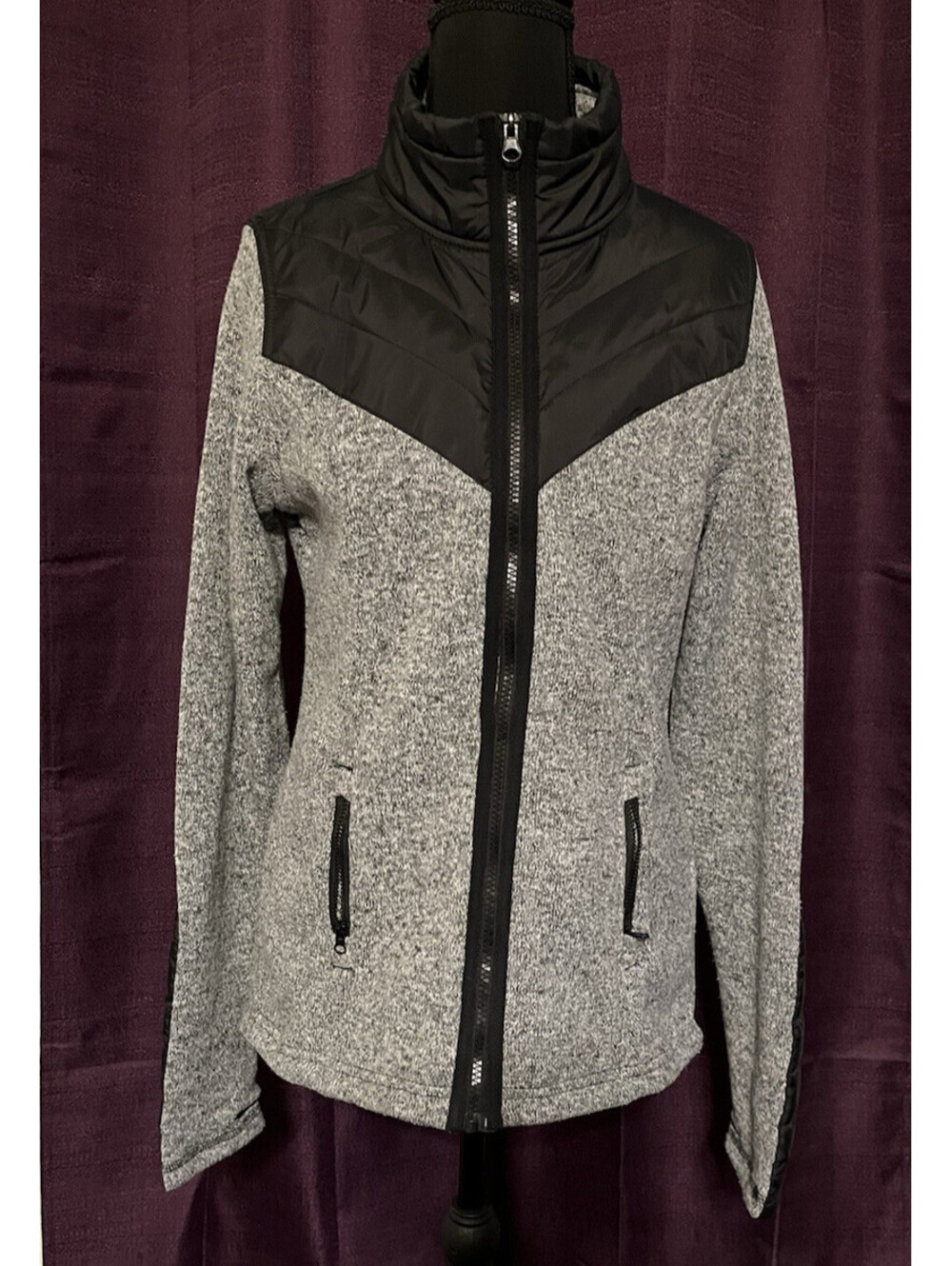 Maurices In Motion Woman’s Full Zip Jacket Size Small Gray Black Thumb Hole